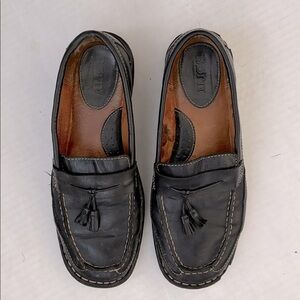 Born Leather Loafers Brown Leather Tassels Comfort Shoe Women’s Size 7.5